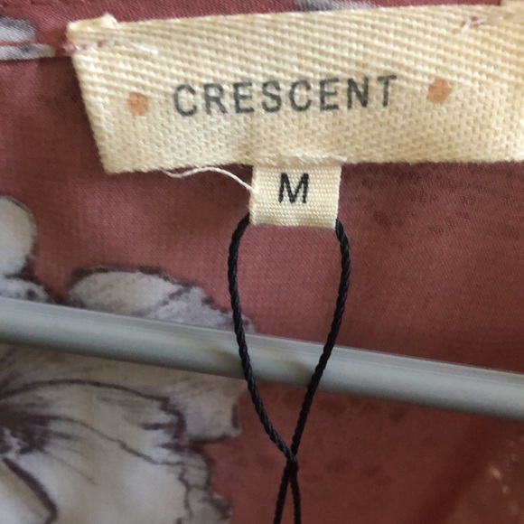 Blouse/Tunic.  Pretty flouncy - Picture 2 of 3